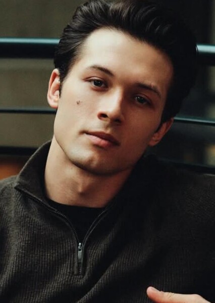 Leo Howard