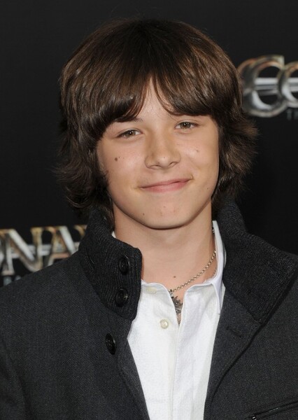 Leo Howard photo