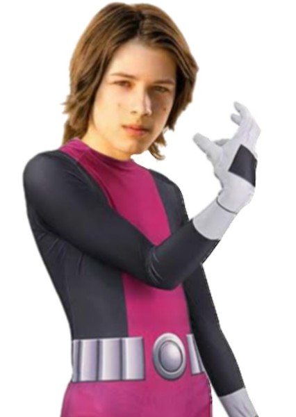 Leo Howard photo