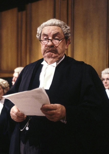 Leo McKern photo
