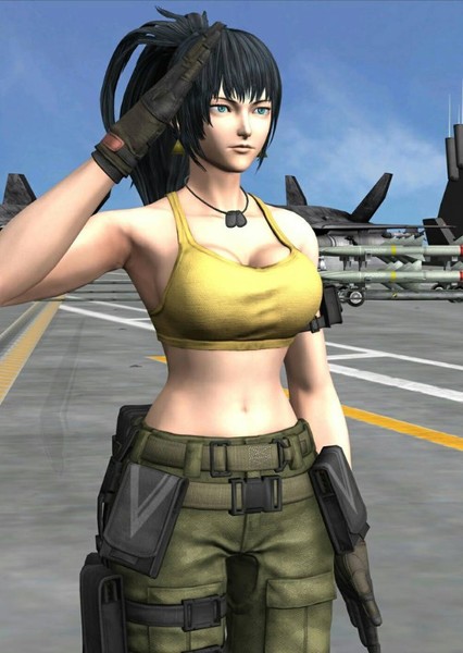 Leona Heidern photo