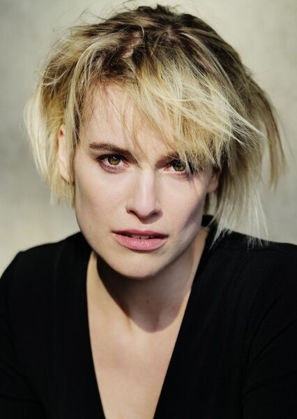 Leonie Landa photo