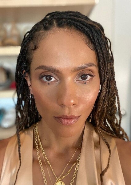Lesley-Ann Brandt photo