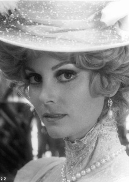 Lesley Ann Warren photo