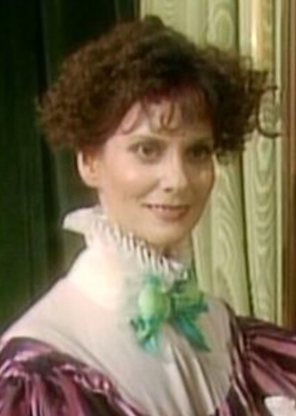 Lesley Ann Warren
