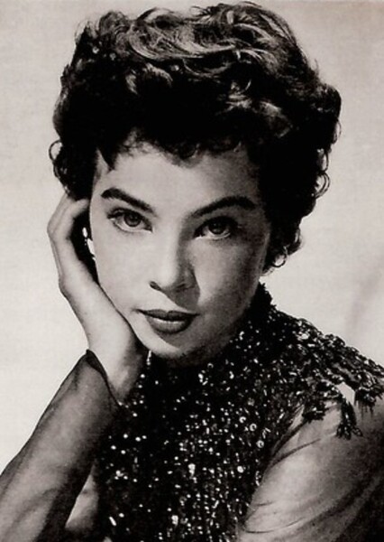 Leslie Caron photo