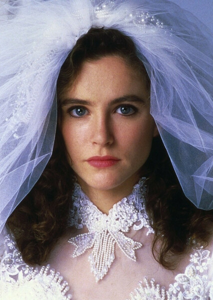 Leslie Hope photo