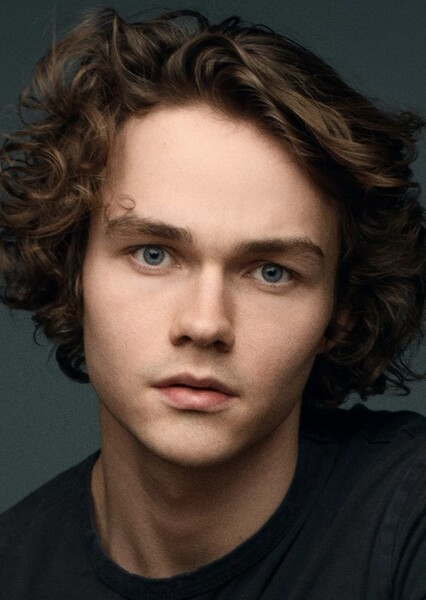 Levi Miller