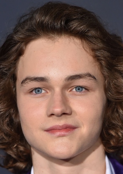 Levi Miller photo