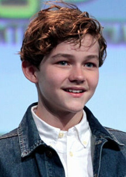 Levi Miller photo