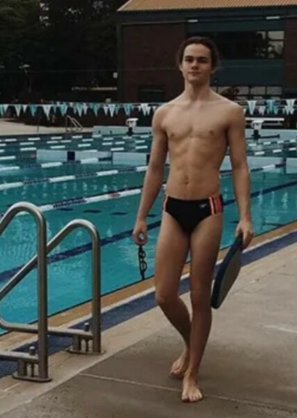 Levi Miller photo