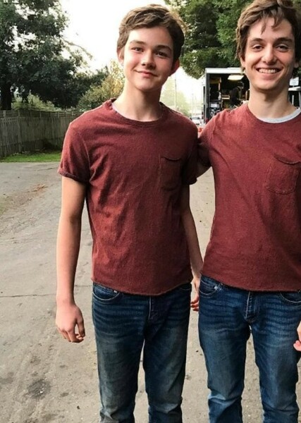 Levi Miller photo