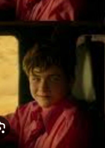 Levi Miller photo