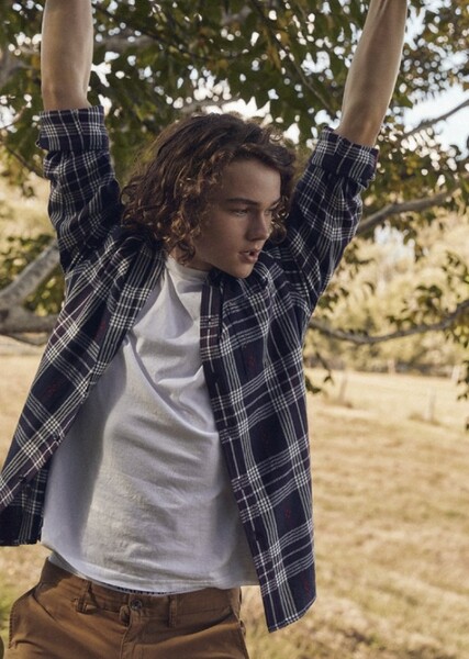 Levi Miller photo