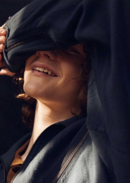 Levi Miller photo