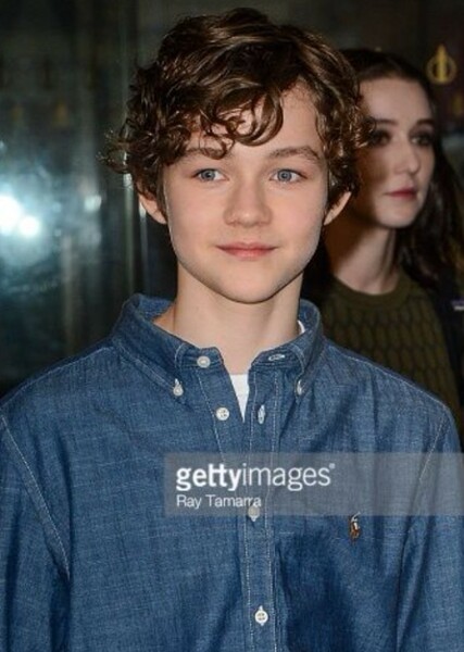 Levi Miller photo