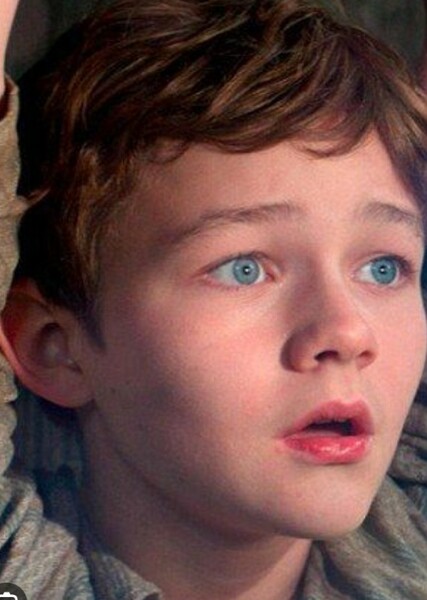 Levi Miller photo