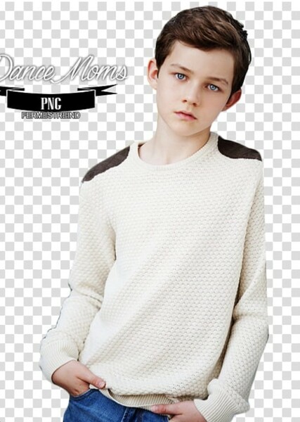 Levi Miller photo