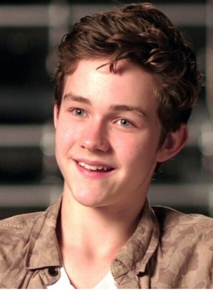 Levi Miller photo