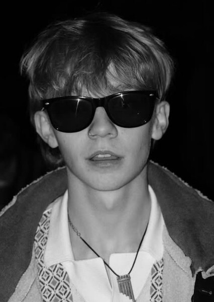 Levi Thomas Capon photo