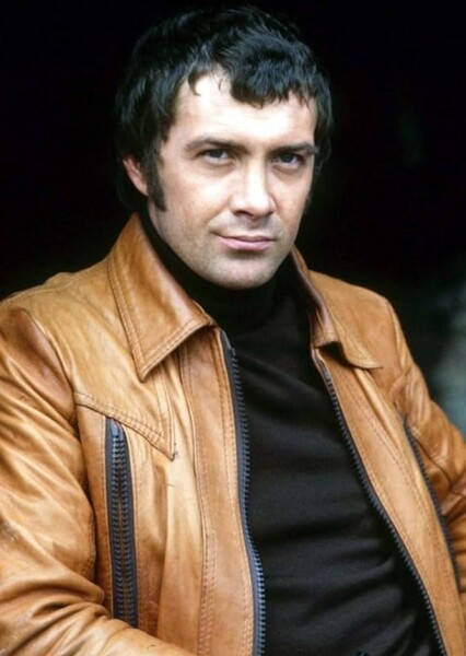 Lewis Collins