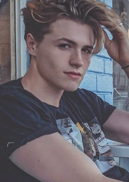 Lewis Kelly