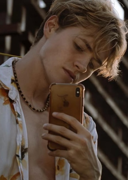Lewis Kelly photo