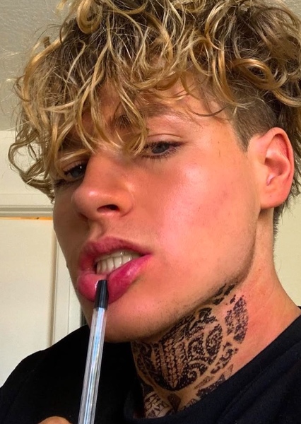Lewis Kelly photo