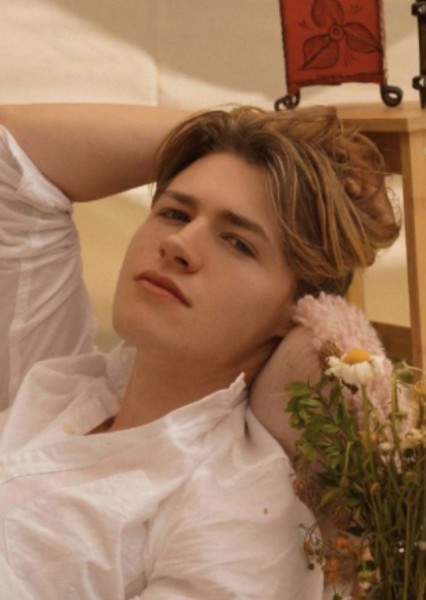 Lewis Kelly photo