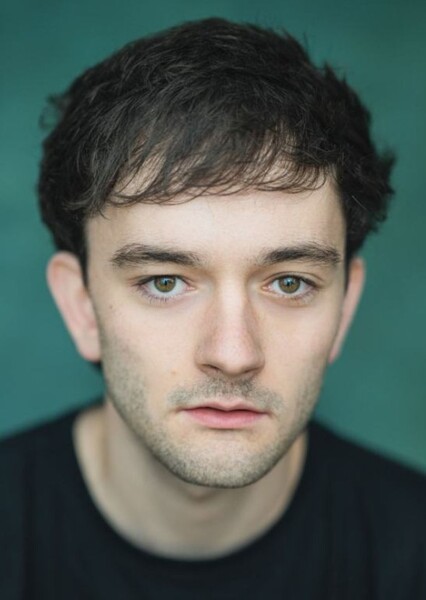 Lewis MacDougall photo