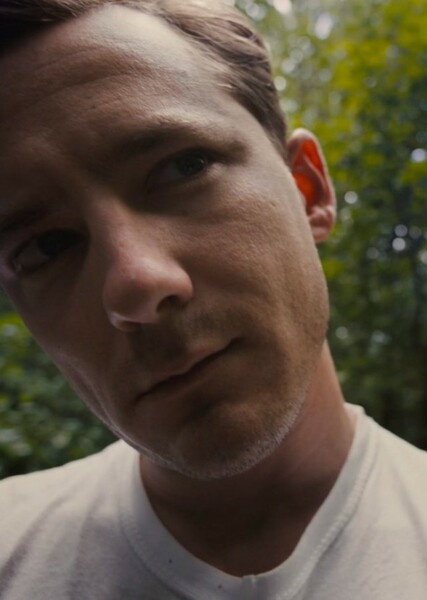 Lewis Pullman photo