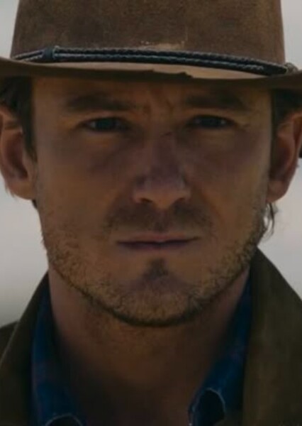 Lewis Pullman photo