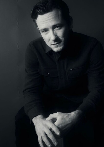 Lewis Pullman photo
