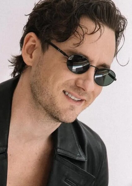 Lewis Pullman photo