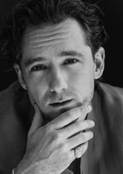 Lewis Pullman