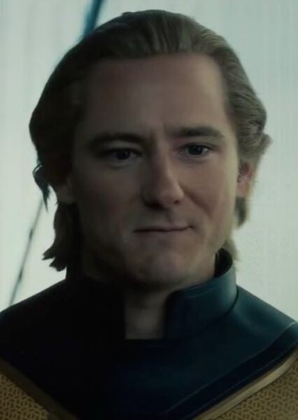 Lewis Pullman photo
