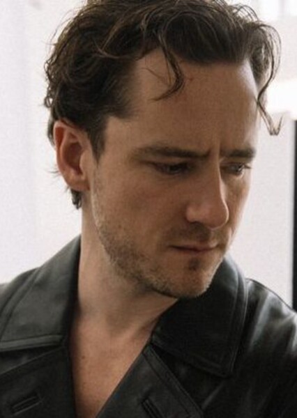 Lewis Pullman photo