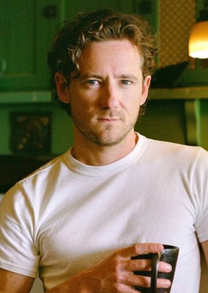 Lewis Pullman photo
