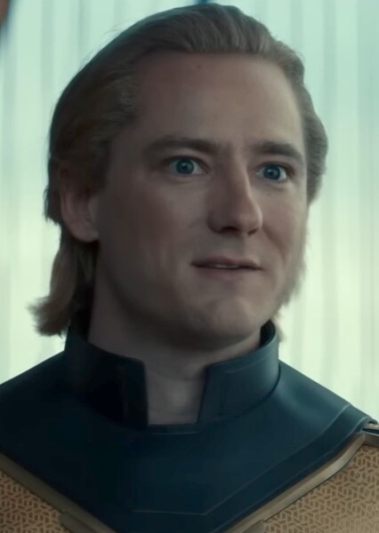 Lewis Pullman photo