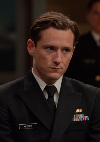 Lewis Pullman photo