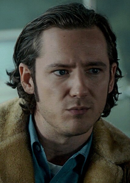 Lewis Pullman photo