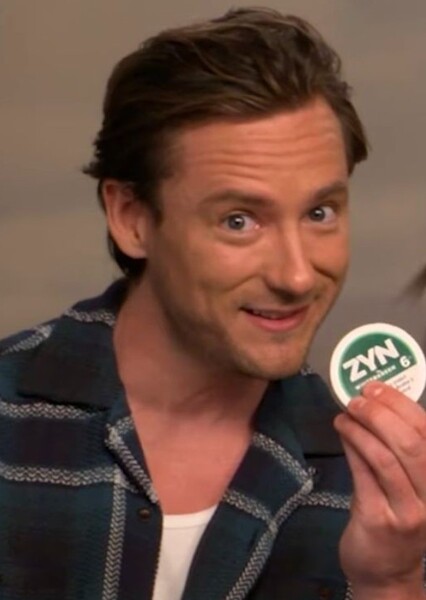 Lewis Pullman photo
