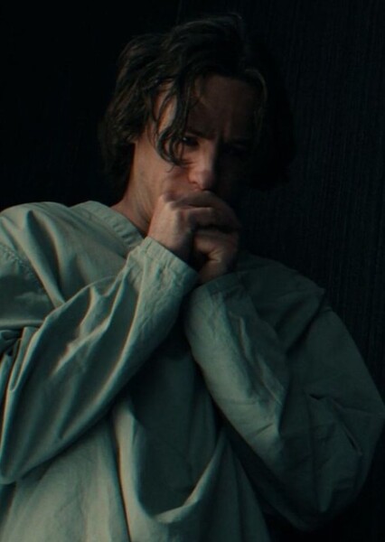 Lewis Pullman photo