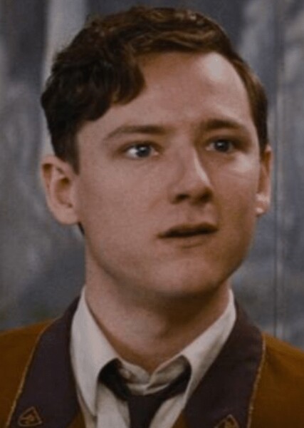 Lewis Pullman