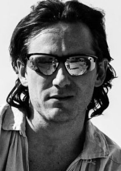 Lewis Pullman photo