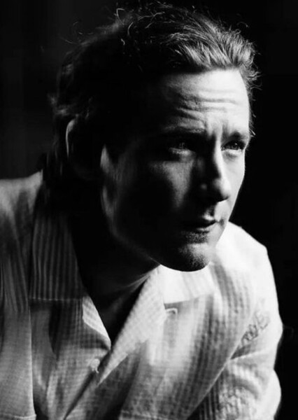 Lewis Pullman photo