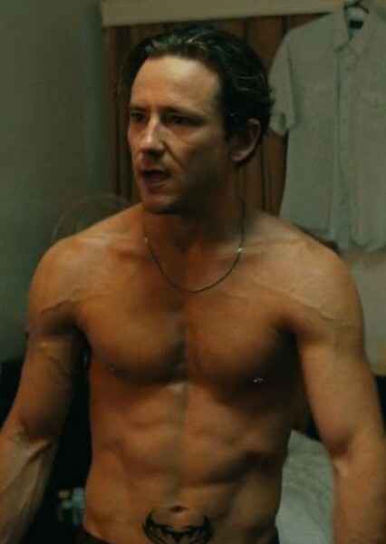Lewis Pullman photo