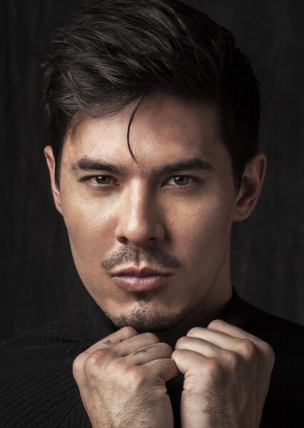 Lewis Tan