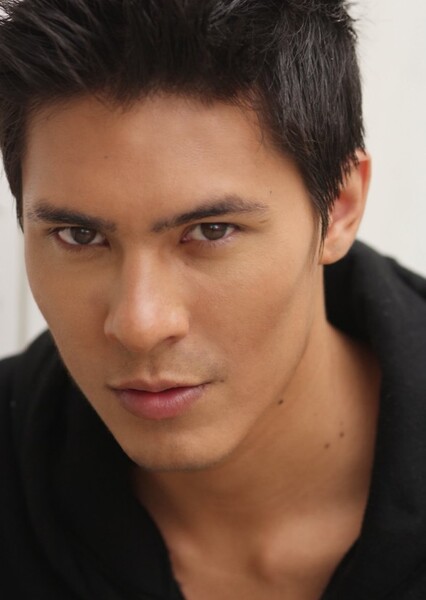 Lewis Tan