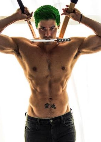 Lewis Tan photo